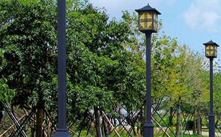 太阳能凉州庭院灯价格为何差三倍？关键看这几点